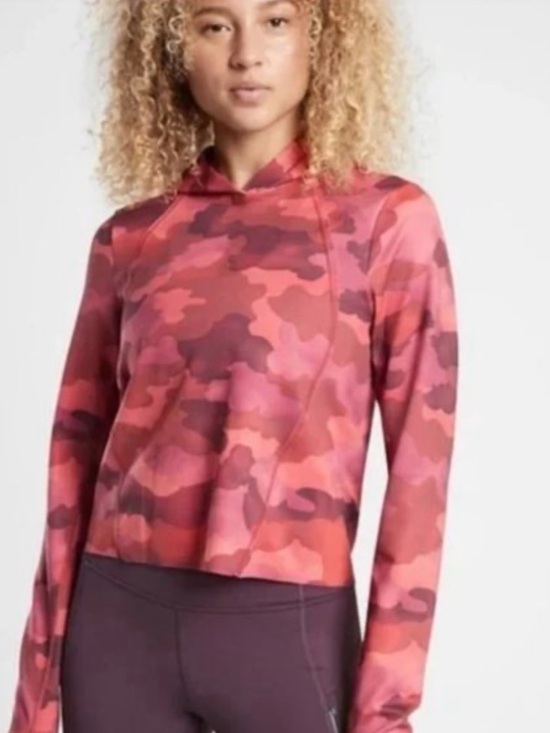 lululemon athletica Tops - Athleta Pinnacle Camo Cropped Hoodie
